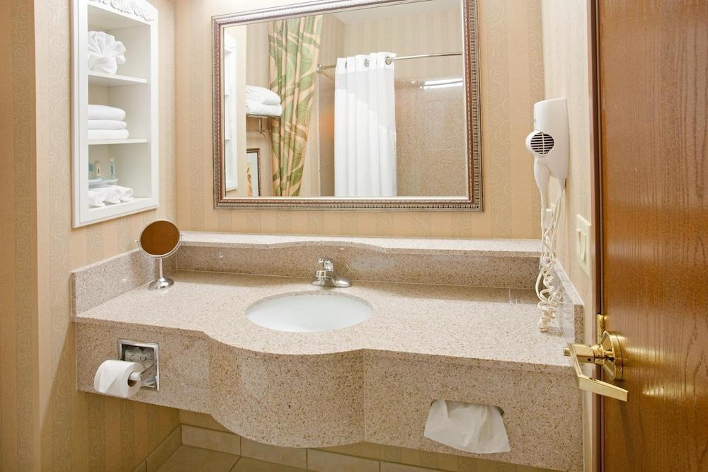 Holiday Inn Express & Suites Fort Worth - Fossil Creek By Ihg Екстериор снимка