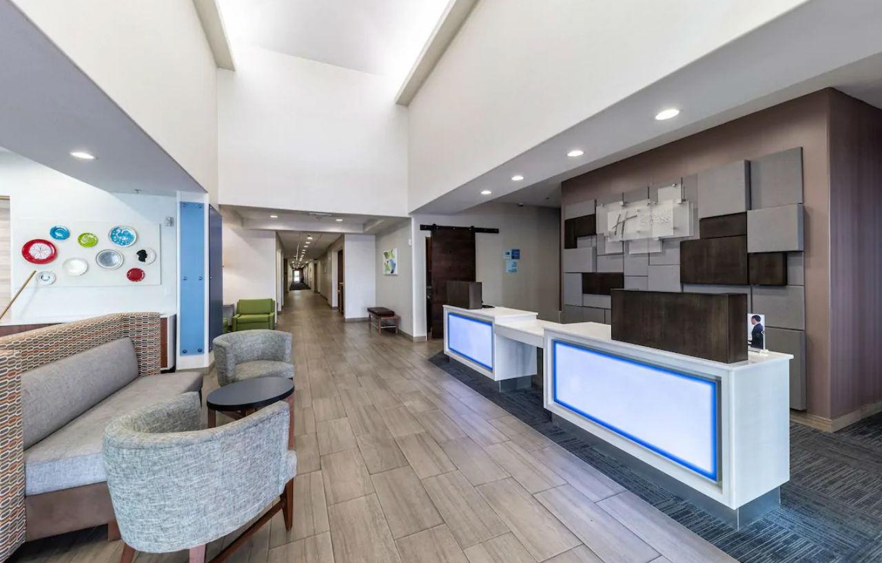 Holiday Inn Express & Suites Fort Worth - Fossil Creek By Ihg Екстериор снимка