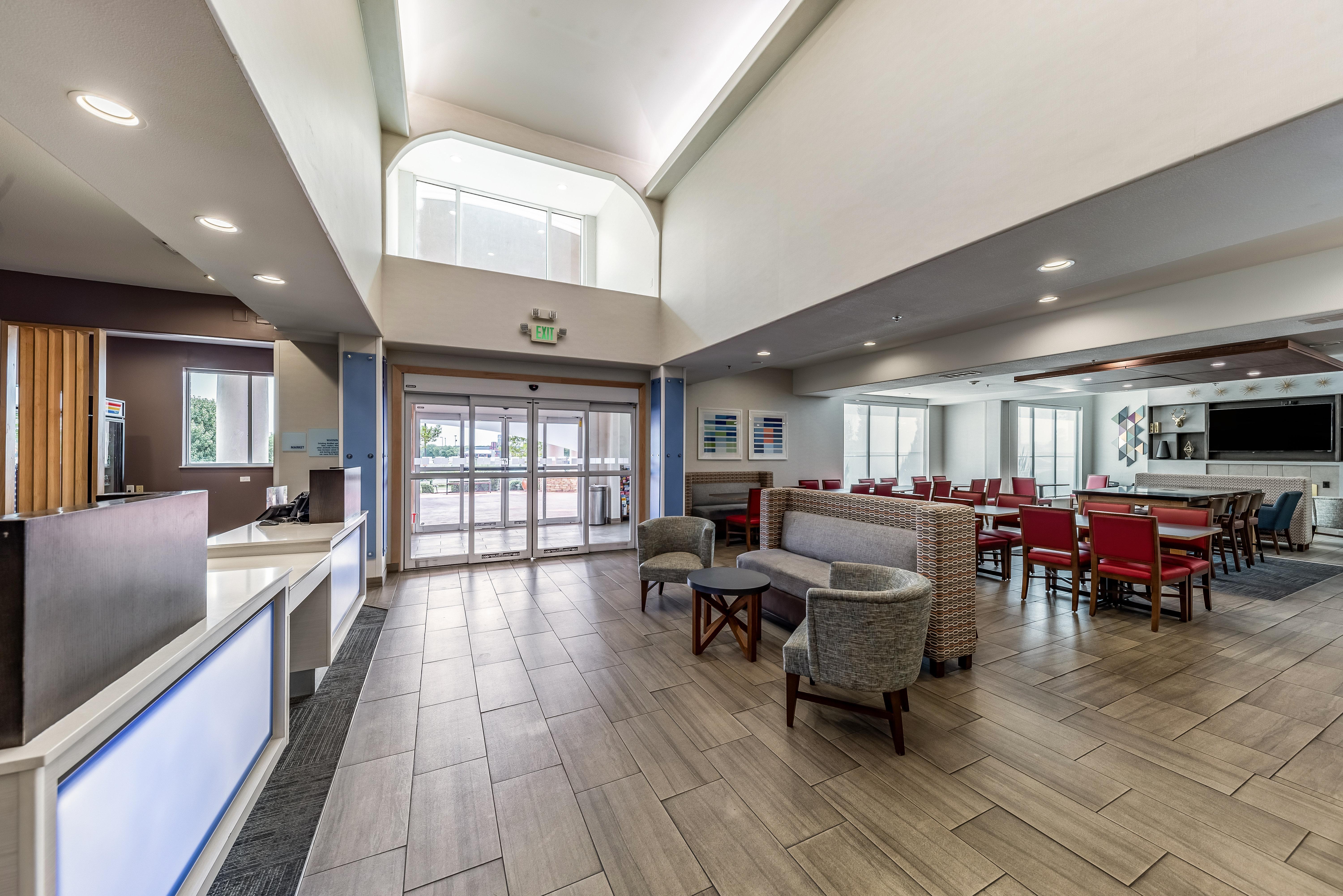 Holiday Inn Express & Suites Fort Worth - Fossil Creek By Ihg Екстериор снимка
